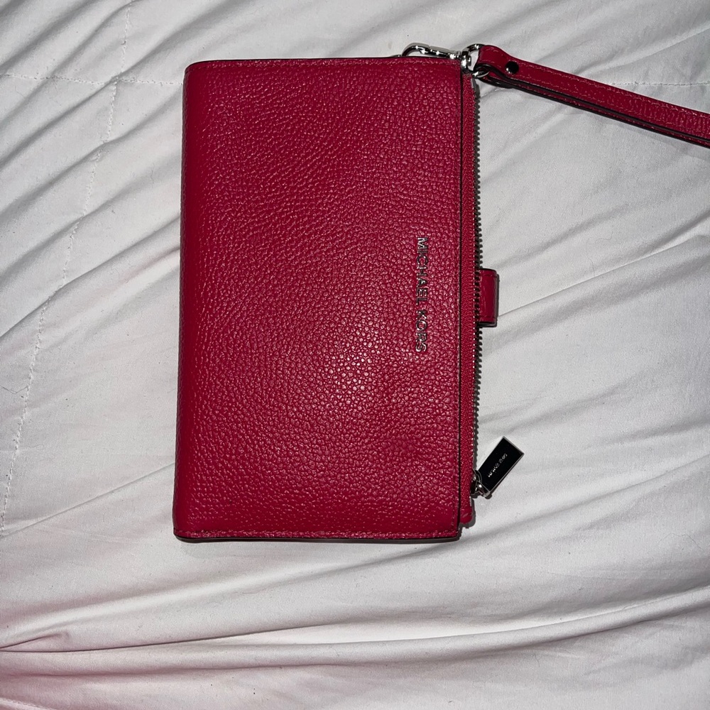 MK pink wallet
